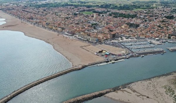 Les campings de Vias et les sports nautiques