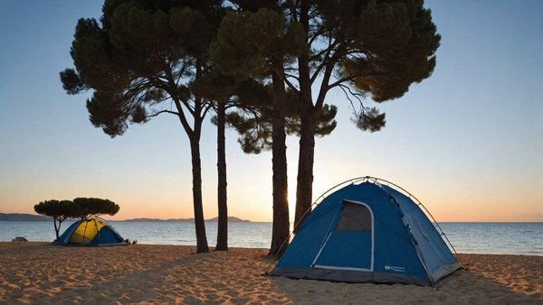 Où trouver un camping avec école de voile sur la côte d'azur ?